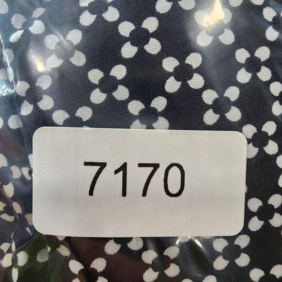 Womens Talbots Petite Shirt Non-Iron Black & White Printed Button Up Size 4P - Picture 8 of 8